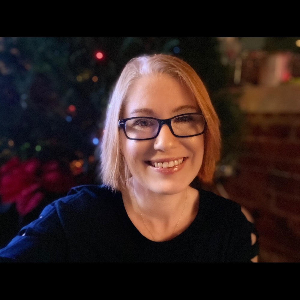 Meet your Posher, Felicia